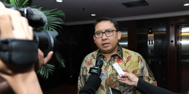 Tim Pengawas Haji untuk Jemaah di Madinah Tim Pengawas Haji untuk Jemaah di Madinah