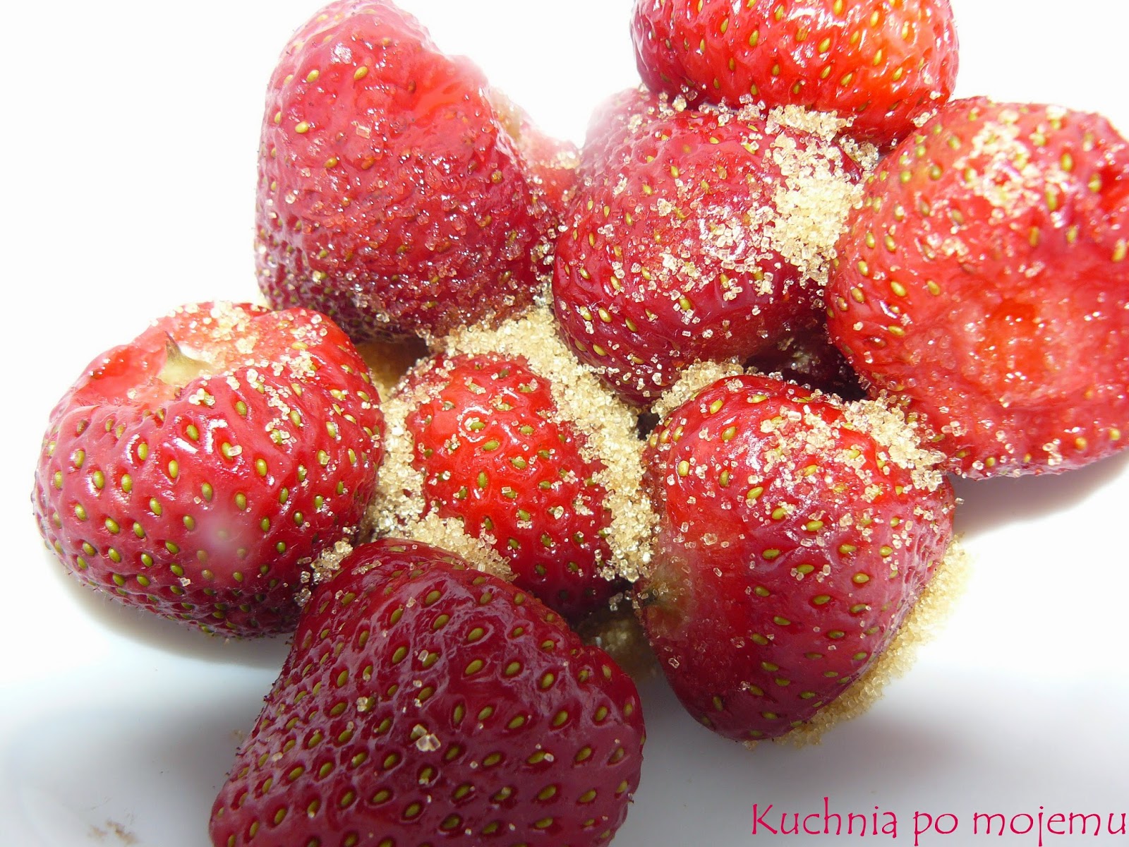 Kuchnia po mojemu Orzeźwiający drink z owocami, czyli truskawkowe