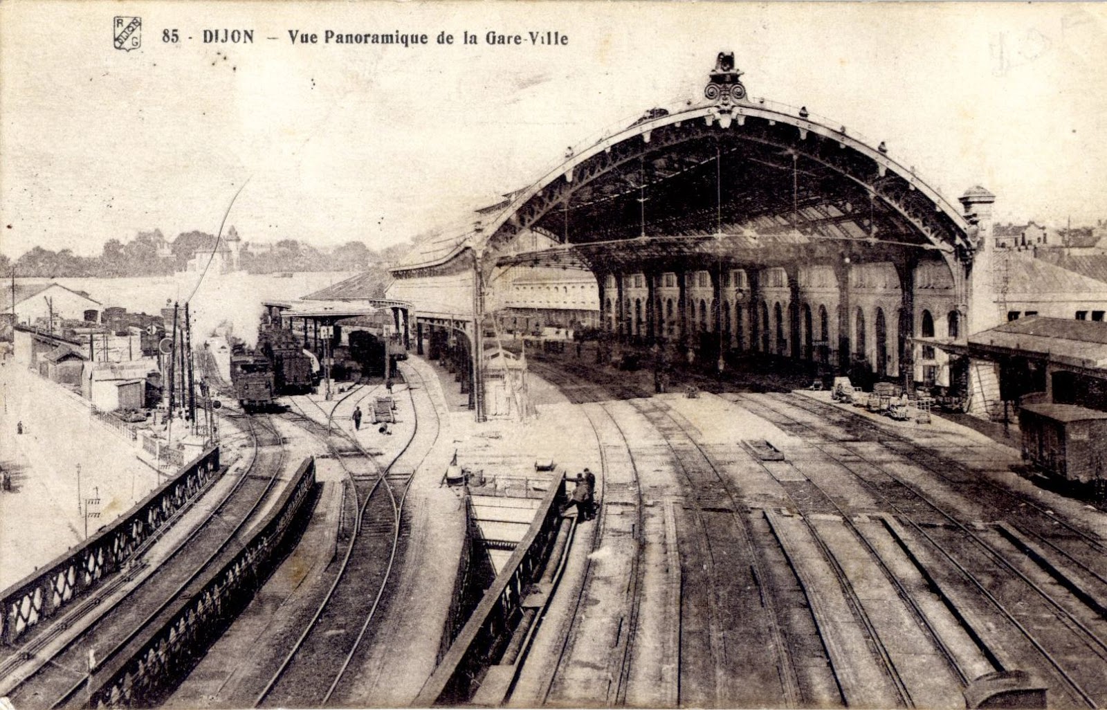 La Gare De Cahors Poème Dijon en 1900: Vue générale de la Gare (en arrivant de Lyon)