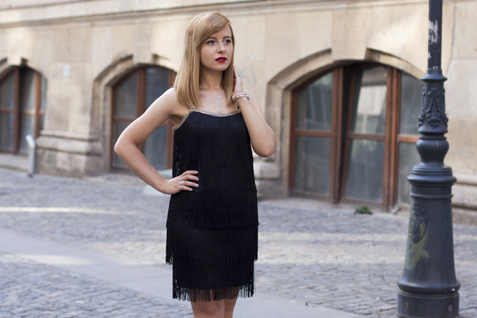 how to wear the fringed dress
