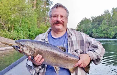 salmon-fishing-rogue-river-oregon
