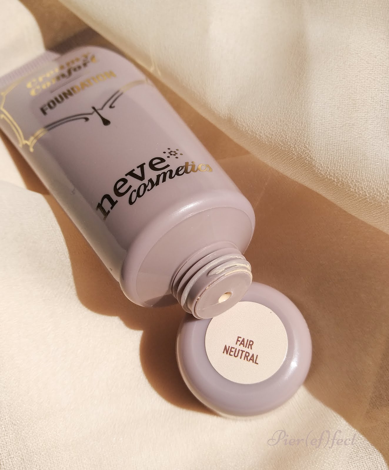 Neve Cosmetics Fondotinta Creamy Comfort Fair Neutral recensione Neve Cosmetics Fondotinta Creamy Comfort Fair Neutral recensione