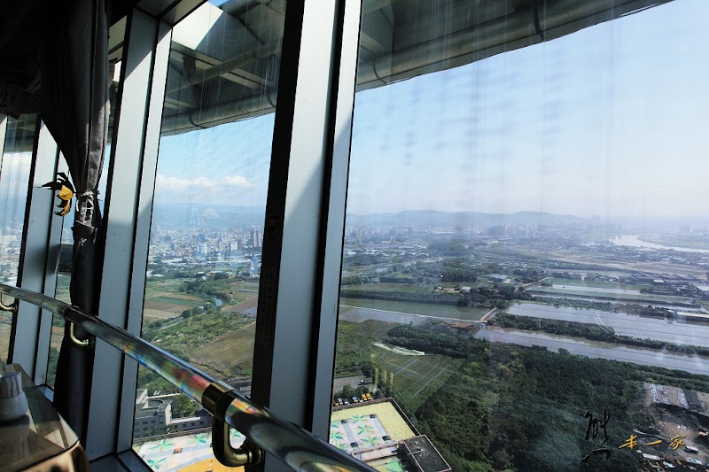 摘星樓旋轉景觀餐廳|北投焚化廠觀景台