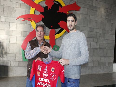 Oficial: El Lanzarote firma a Pele