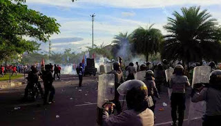 Demo Buruh di Kantor Bupati Kabupaten Tangerang Berakhir Bentrok