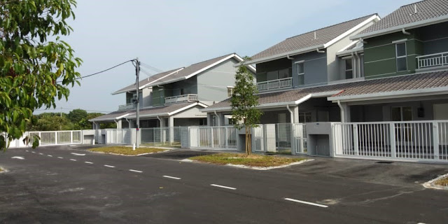 Rumah Aakh Rumah Aakh 1