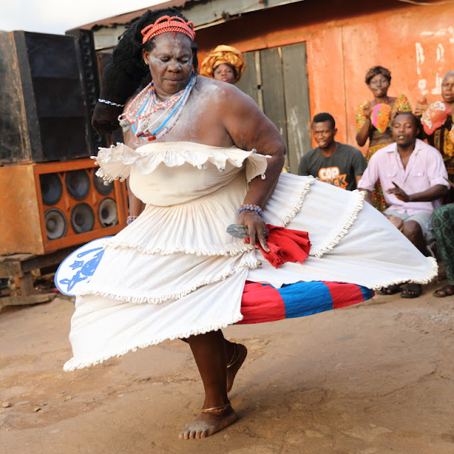 the Priestess dancing, married to the Arala the Priestess dancing, married to the Arala
