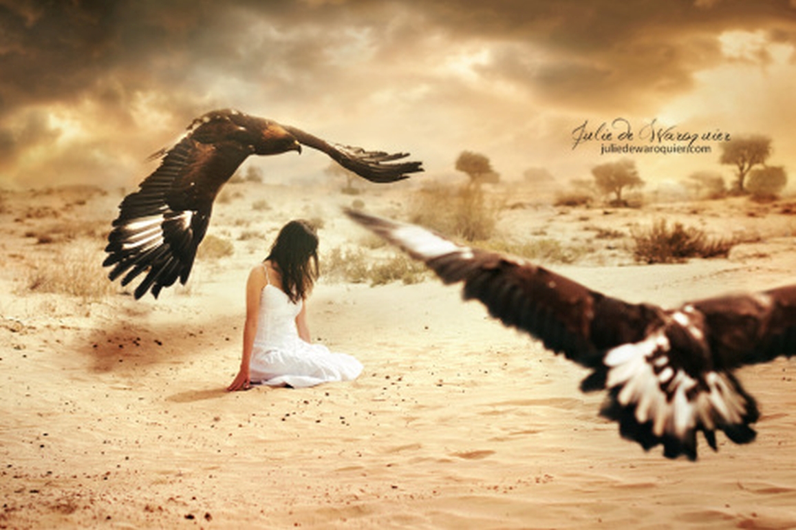 навстречу ветру. полет души картинки. человек летит на крыльях. человек на облаке. душа улетает.