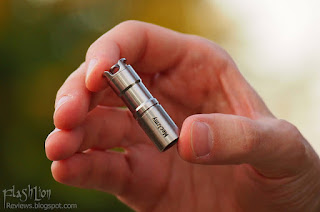 http://flashlionreviews.blogspot.com/2015/09/mecarmy-illuminex-1-titanium-10180.html