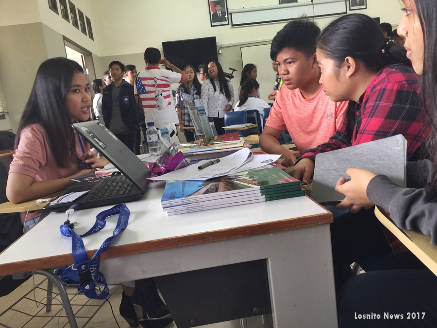 Pilihan pinjaman siswa terbaik untuk orang tua