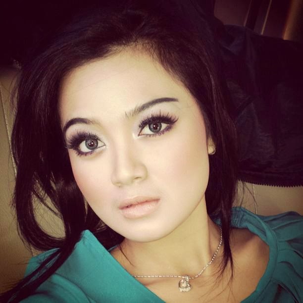 Wika Salim Photo | HQ Picture