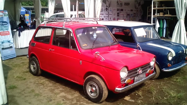 Honda N360 kei car