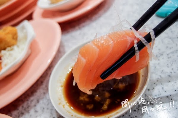 日式平價美食/迴轉壽司吃爭鮮,好吃美味又有超可愛的杯緣子可以加購帶回家
