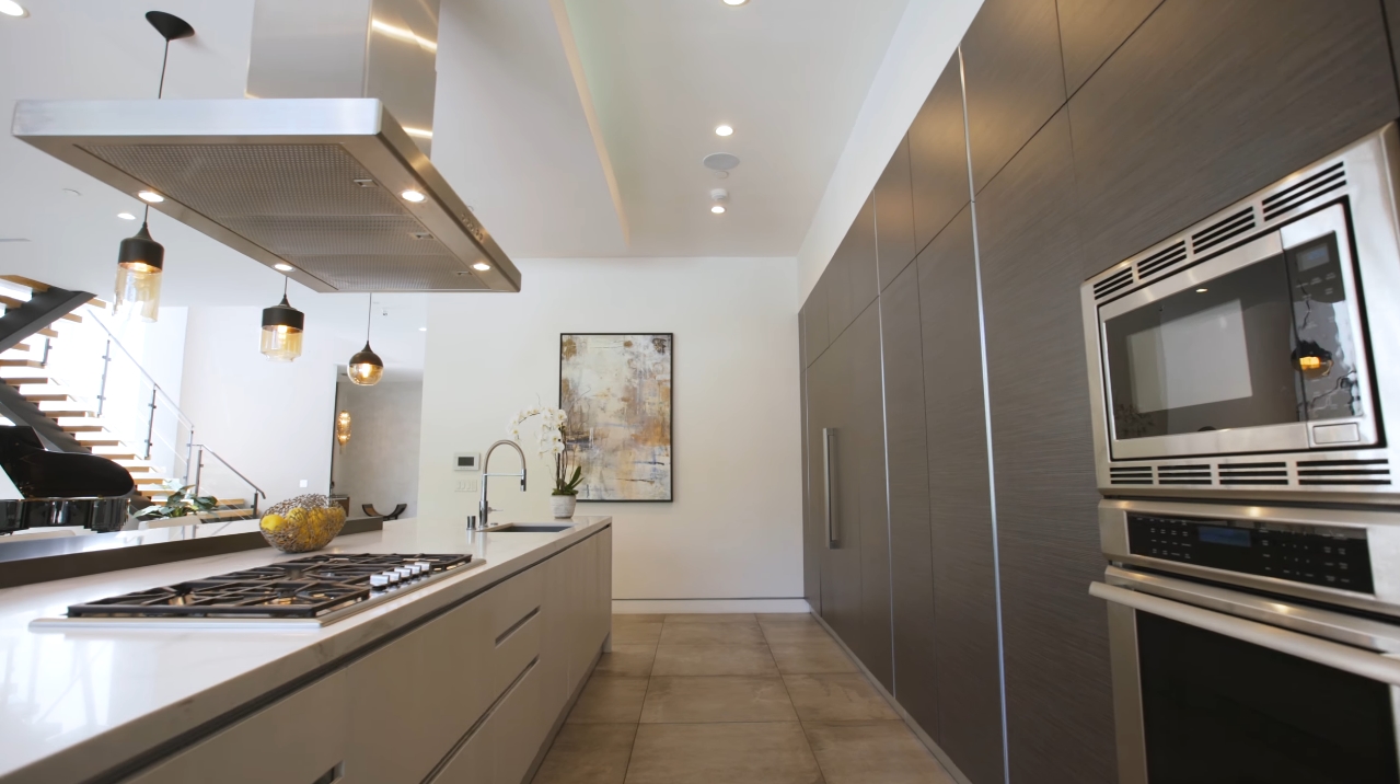 29 Photos vs. 833 N. Gardner St, Los Angeles vs. Luxury Home Interior Design Tour