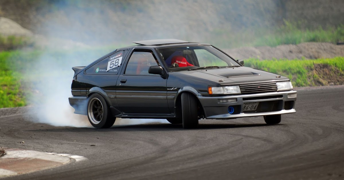 Toyota ae86 Trueno дрифт