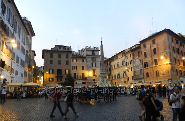 The lights come on in the Piazza della Rotonda and night falls.