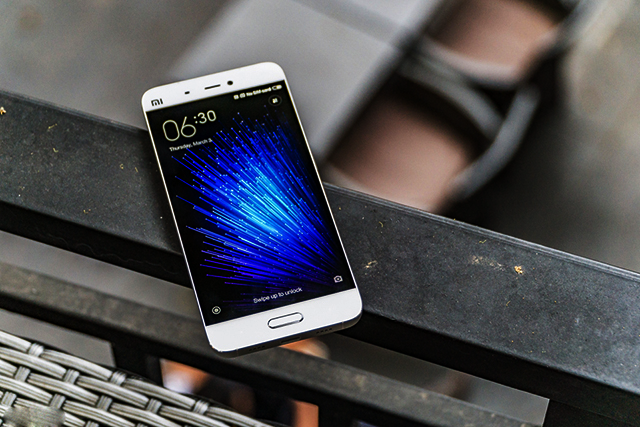 Đánh giá điện thoại Xiaomi Mi5 (2) Đánh giá điện thoại Xiaomi Mi5 (2)
