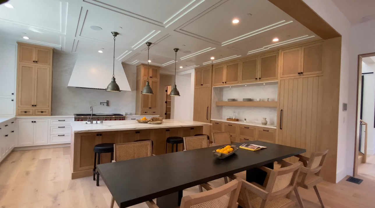 38 Photos vs. TOURING A $10,495,900 LUXURY MANSION | California LUXURY Home Tour | Los Angeles Mansion Tour - Luxury House & Interior Design Tour 38 Photos vs. TOURING A $10,495,900 LUXURY MANSION | California LUXURY Home Tour | Los Angeles Mansion Tour - Luxury House & Interior Design Tour