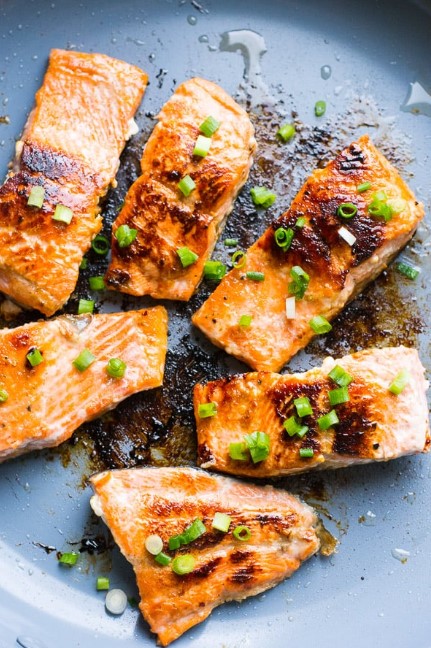 Honey Garlic Salmon #christmas #dinner - Easy Kraft Recipes