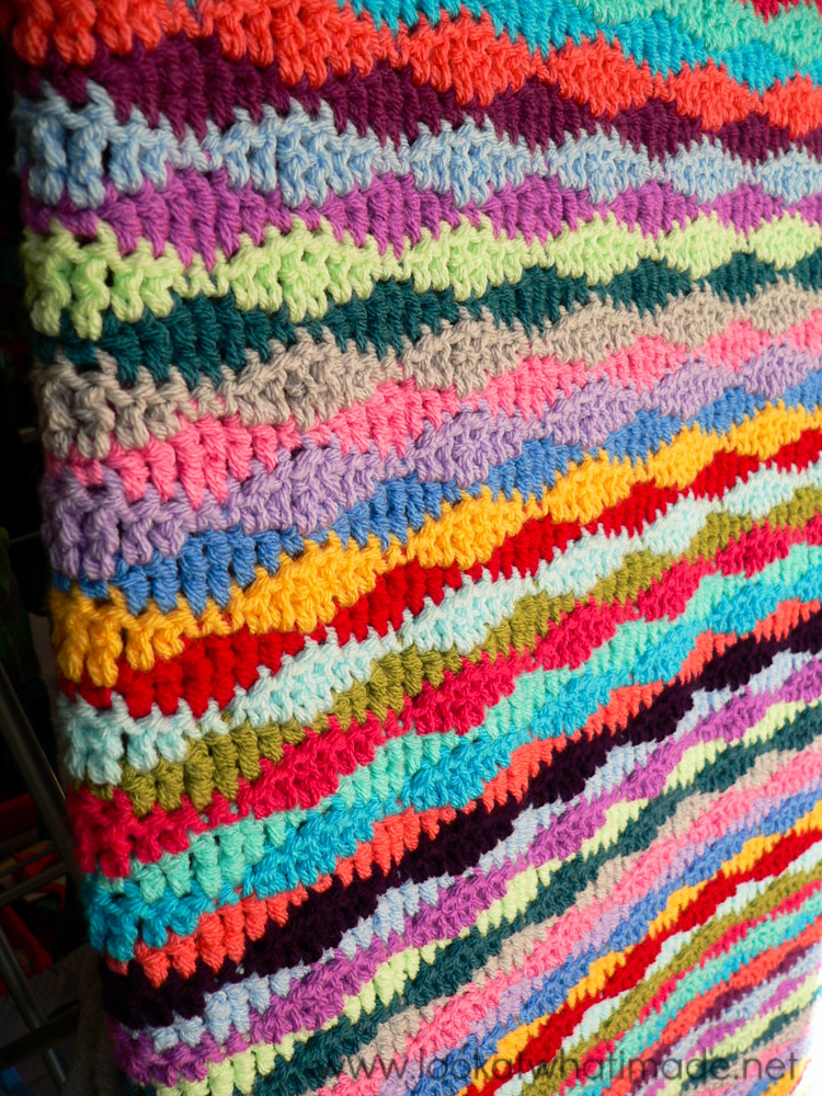 Fiber flux colorful blankets 12 free crochet patterns 