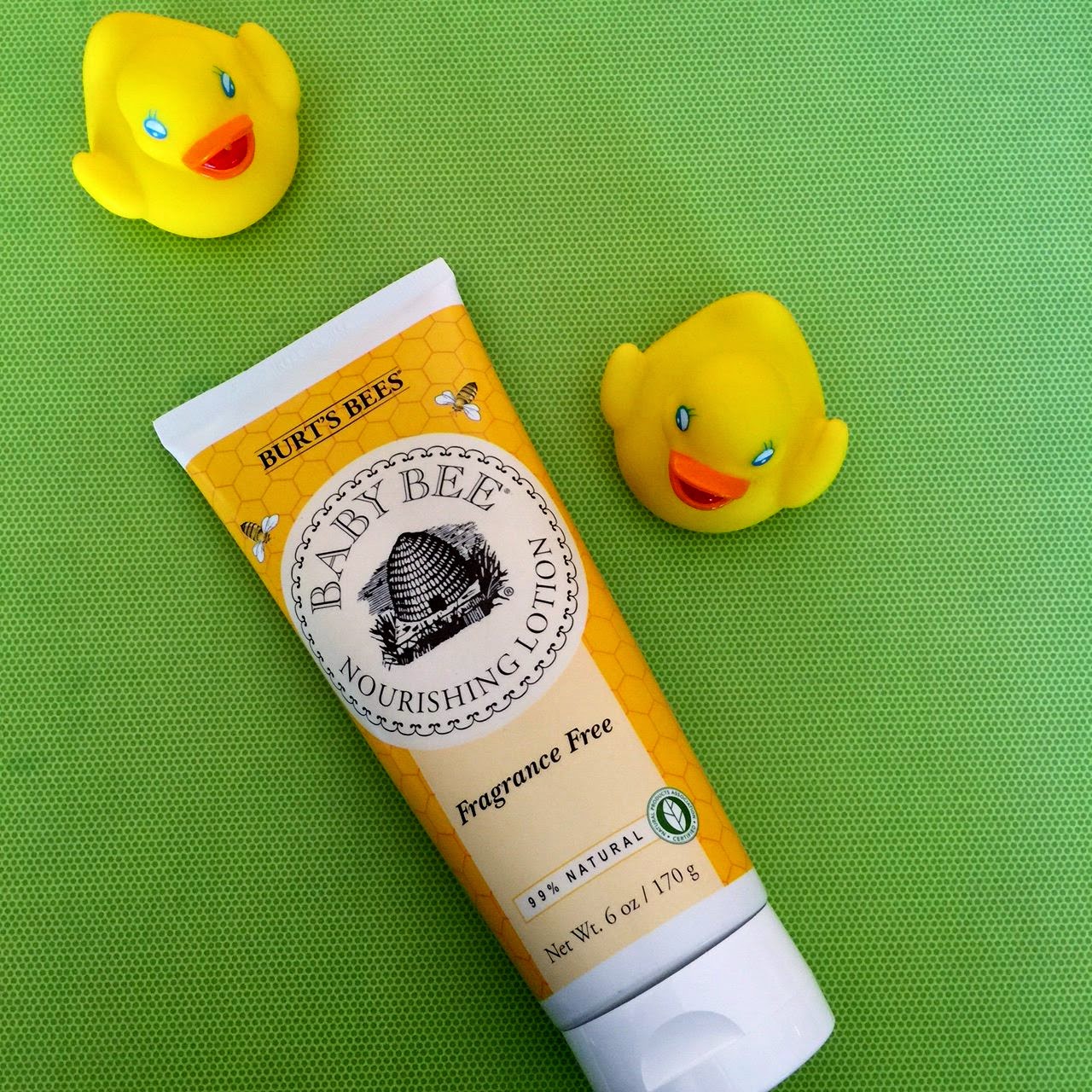 PRODUCT REVIEW BURT'S BEES BABY BEE DUSTING POWDER AND NOURISHING