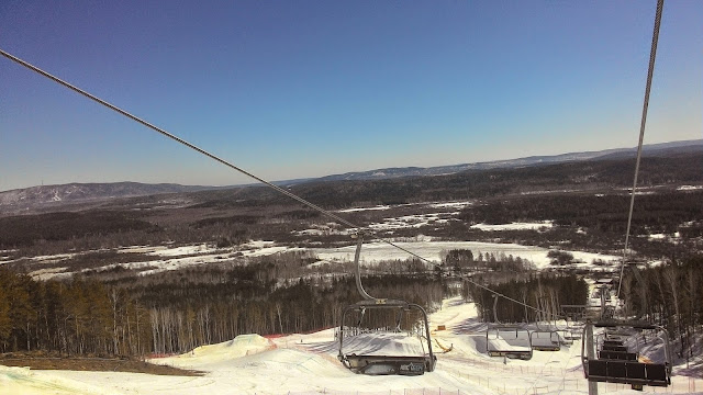 ГЛЦ Солнечая долина вид назад с кресельного подъёмника