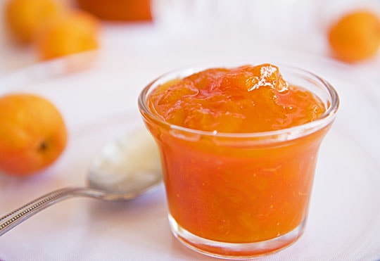 Mẹo làm món mứt mơ sánh vàng ngon tuyệt đỉnh Mẹo làm món mứt mơ sánh vàng ngon tuyệt đỉnh