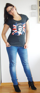 [Fashion] Punk's Not Dead: Sex Pistols & Black Jeans Blouse - God Save the Queen! 