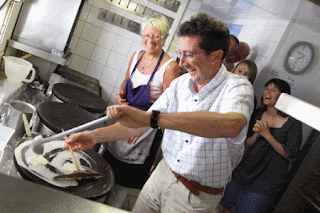 fare le crepes con le Esperienze bretoni