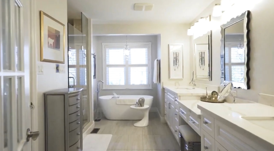 28 Photos vs. 3634 Walnut Grove Rd, Mississauga, ON Interior Design Luxury Home Tour
