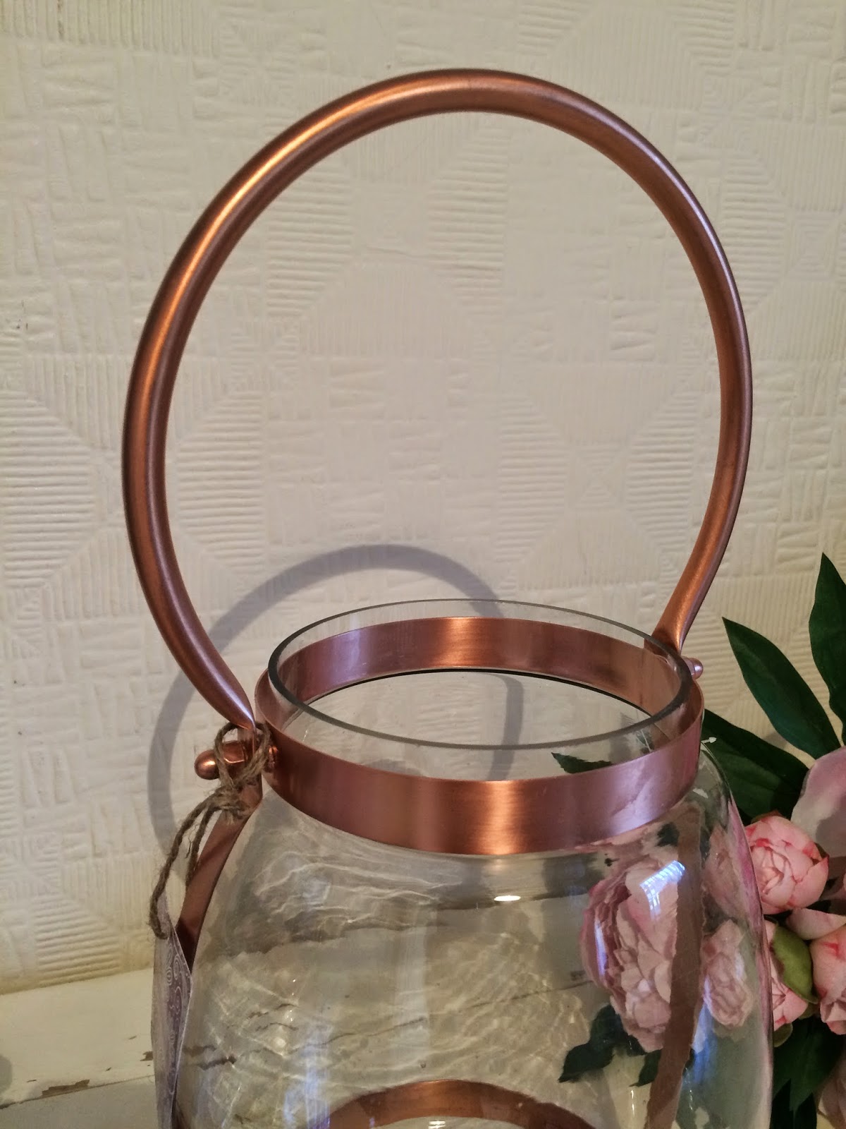 Lauren Ce. LOVES rose gold home accessories