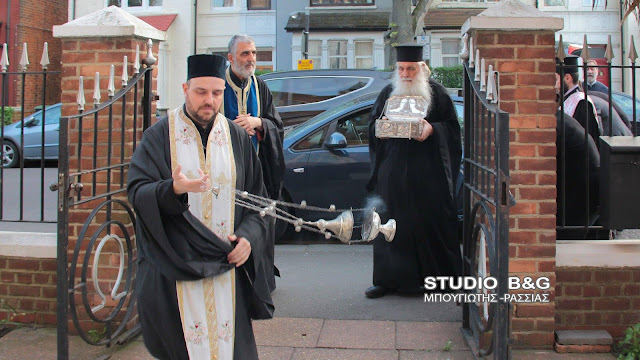 Τα Ιερά Λείψανα του Αγίου Λουκά στο Βόρειο Λονδίνο Τα Ιερά Λείψανα του Αγίου Λουκά στο Βόρειο Λονδίνο