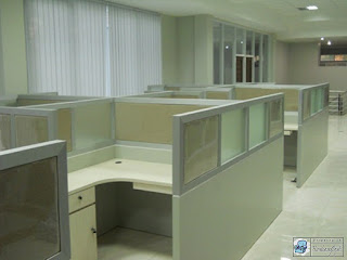 Kontraktor Interior - Meja Staff cubicle workstation meja sekat