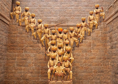 @InstaMag - Akshay Kumar celebrates 70th Republic Day Of India by unveiling a powerful poster from his forthcoming period drama Kesari, based on 21 Sikhs fought #instamag.in-akshay-kumar-unveils-kesari-poster
