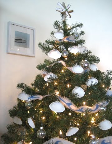 shell Christmas tree