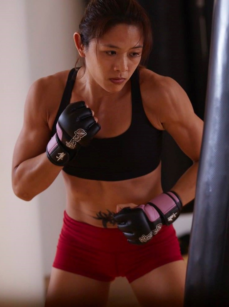 Non Stop WMMA: May Mighty Ooi defeats Vy Srey Khouch