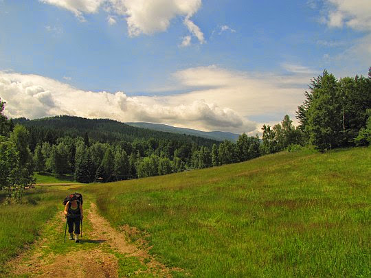 Przełączka (722 m n.p.m.). Przełączka (722 m n.p.m.).