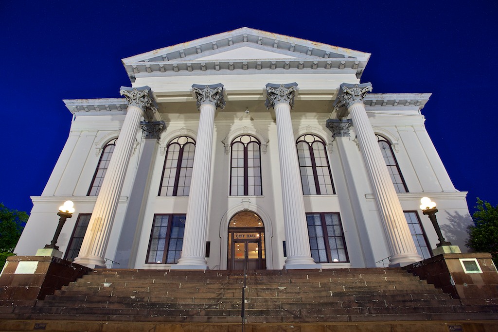 A Tale of Two Chemists Tourists in North Carolina