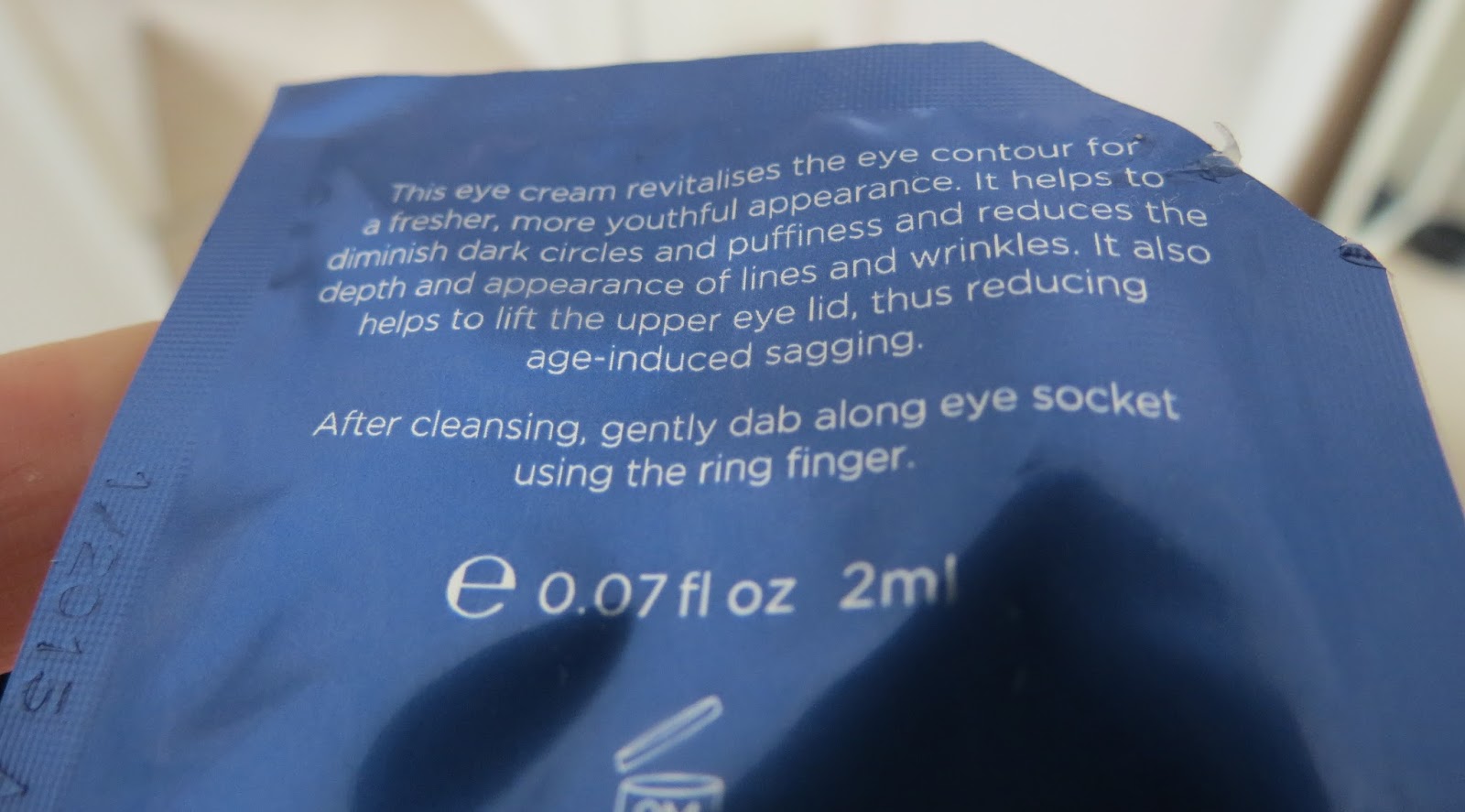 Beauty Sheep Omorovicza Blue Diamond Eye Cream