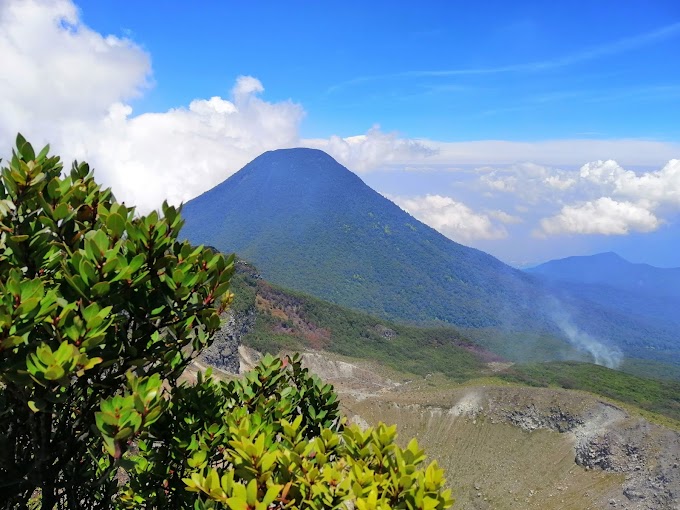 Catatan Perjalanan: Gunung Gede 2958 Mdpl