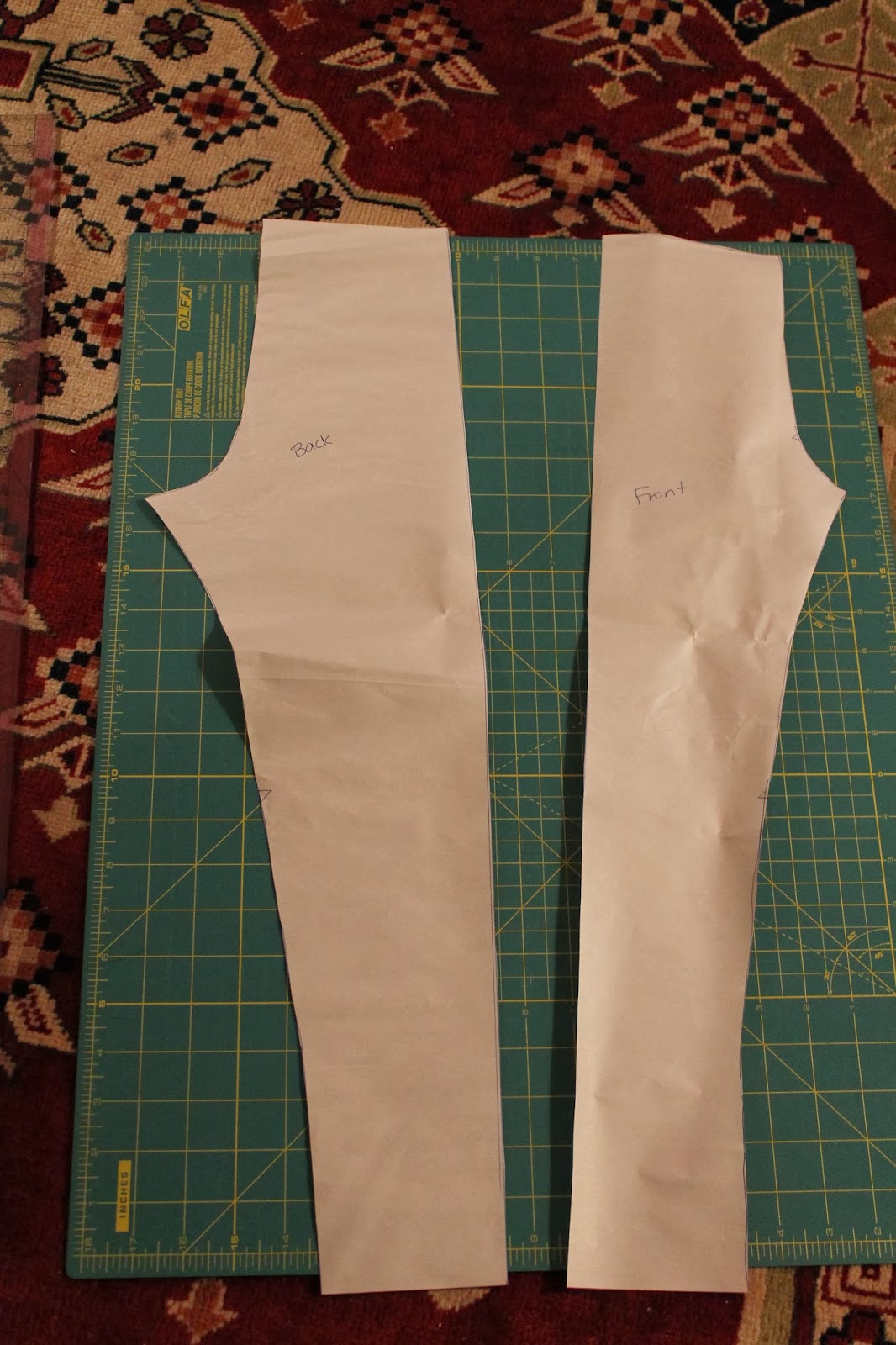The Itinerant Seamstress: TUTORIAL: Leggings to jeggings, Part 1
