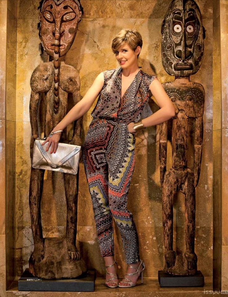 Моно мода. Моно мода. Фашион фабрик. Айрис хиро под. Моно мода.