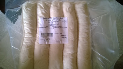 Wollwurst ist eine Art geschälte Weißwurst