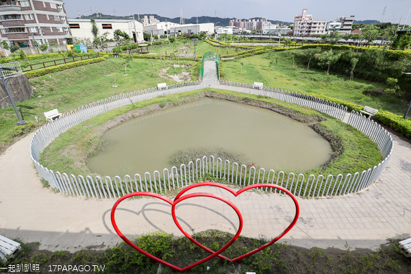 台中霧峰|北峰公園|愛心水池|貓頭鷹和愛心造景|兒童遊戲區 台中霧峰|北峰公園|愛心水池|貓頭鷹和愛心造景|兒童遊戲區