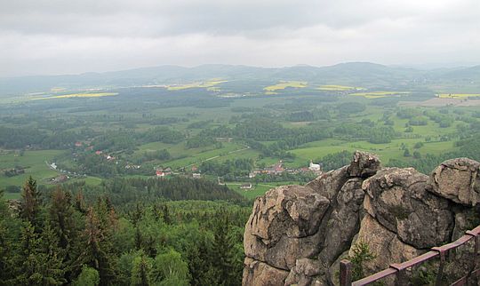 Widok z Sokolika na Trzcińsko. Widok z Sokolika na Trzcińsko.