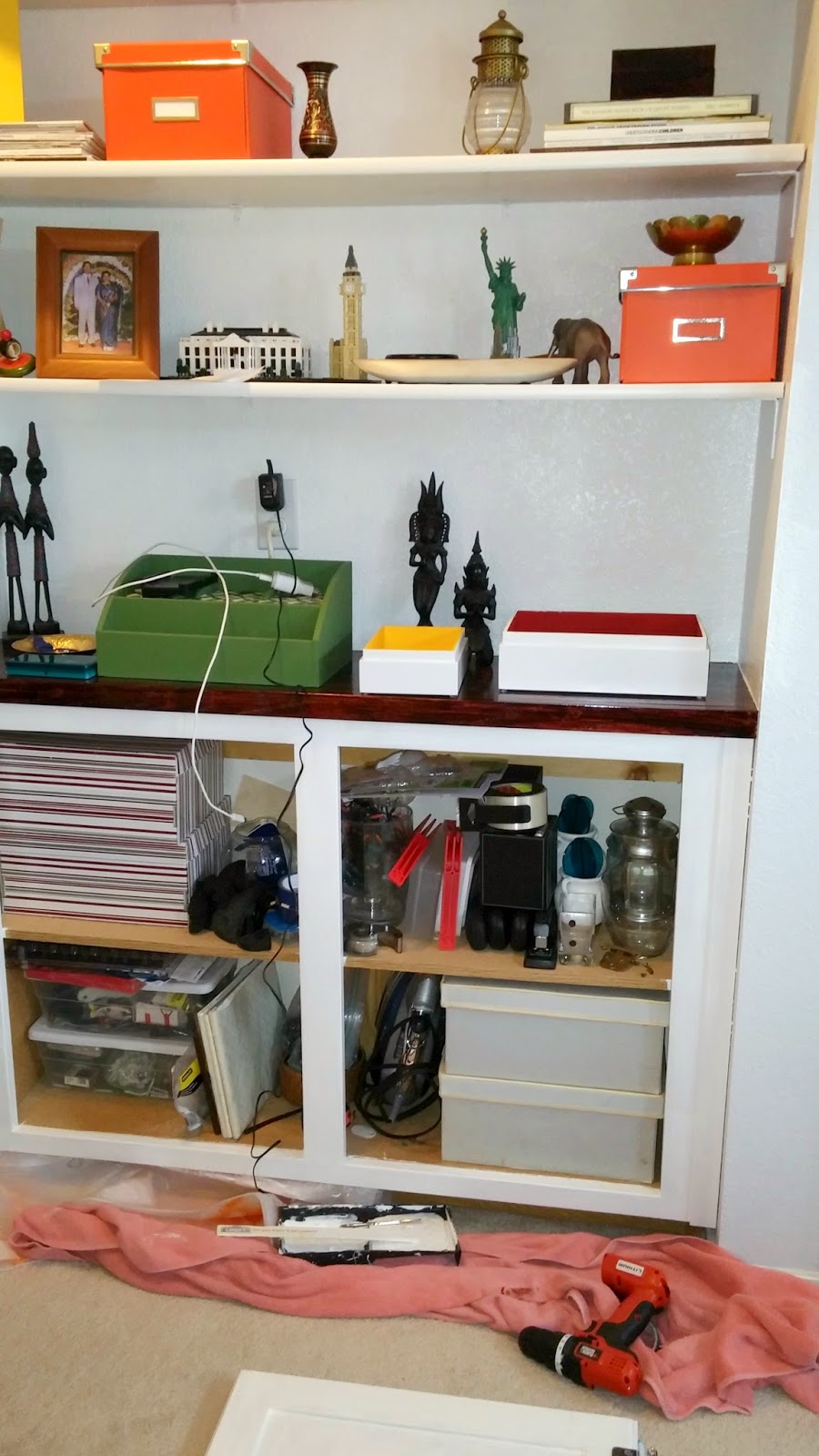 Weekend Tweaks BUILTIN SHELVES MAKEOVER.