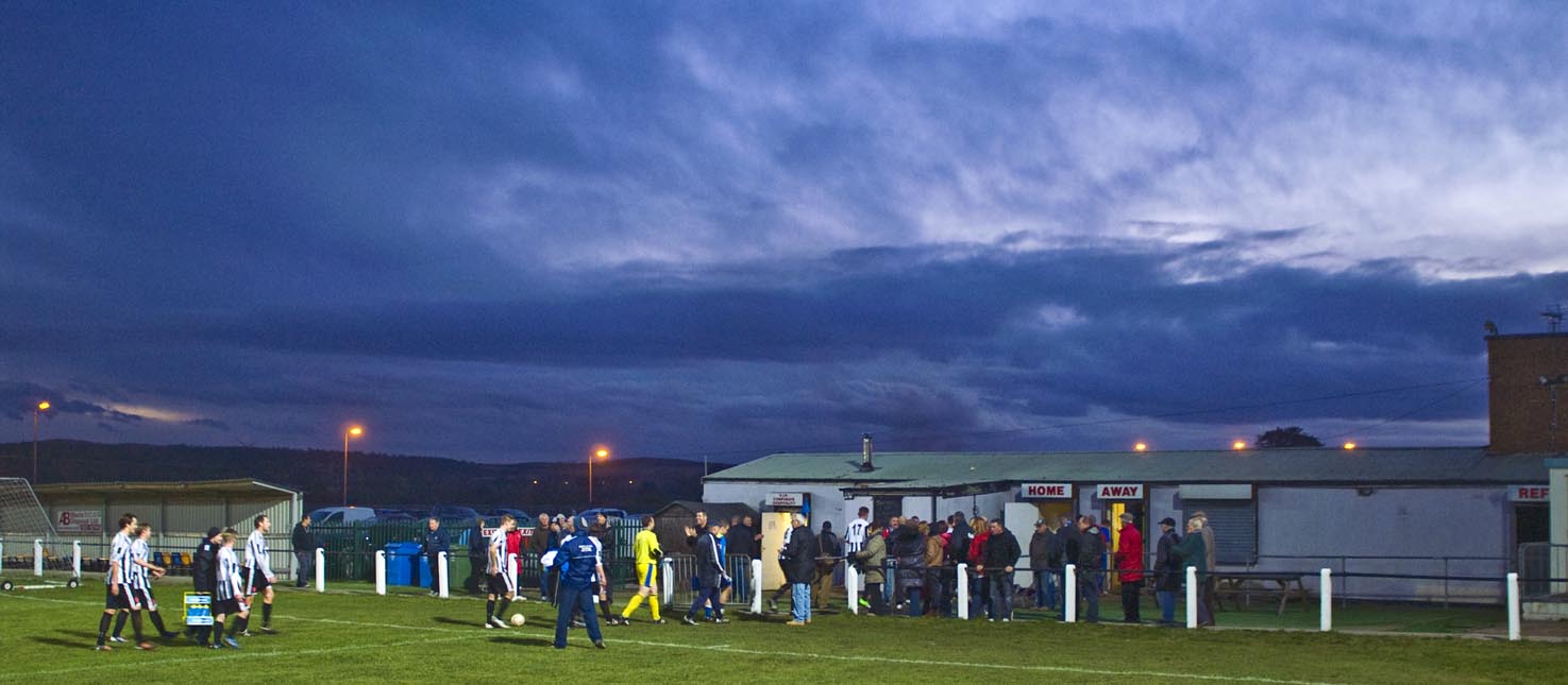 No Clash Of Colours 03 November 2012 Clipstone Welfare v Hemsworth