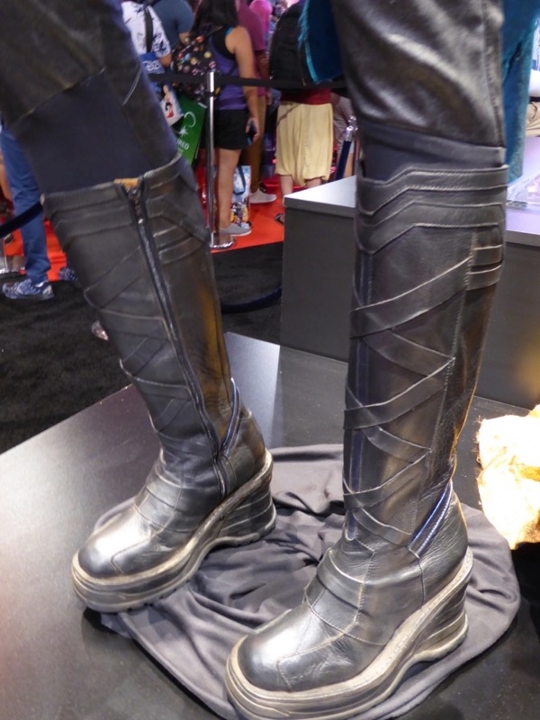 Hollywood Movie Costumes and Props Thor Ragnarok's Valkyrie and