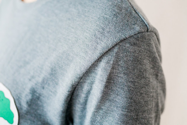 Enjoy the shade under the tree/Environmentally friendly functional fabric/Sports top - เสื้อฮู้ด - ไฟเบอร์อื่นๆ