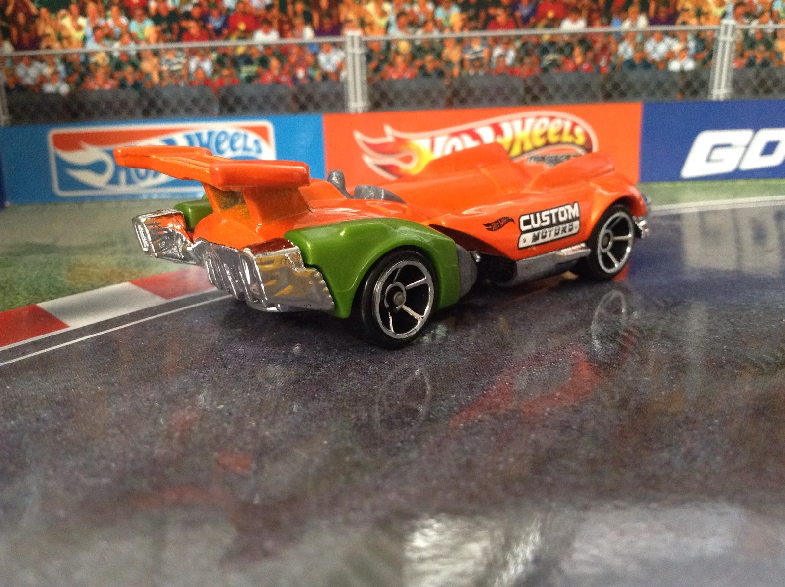 JULIAN'S HOT WHEELS BLOG Ollie Rocket (Make a Wish New for 2015)